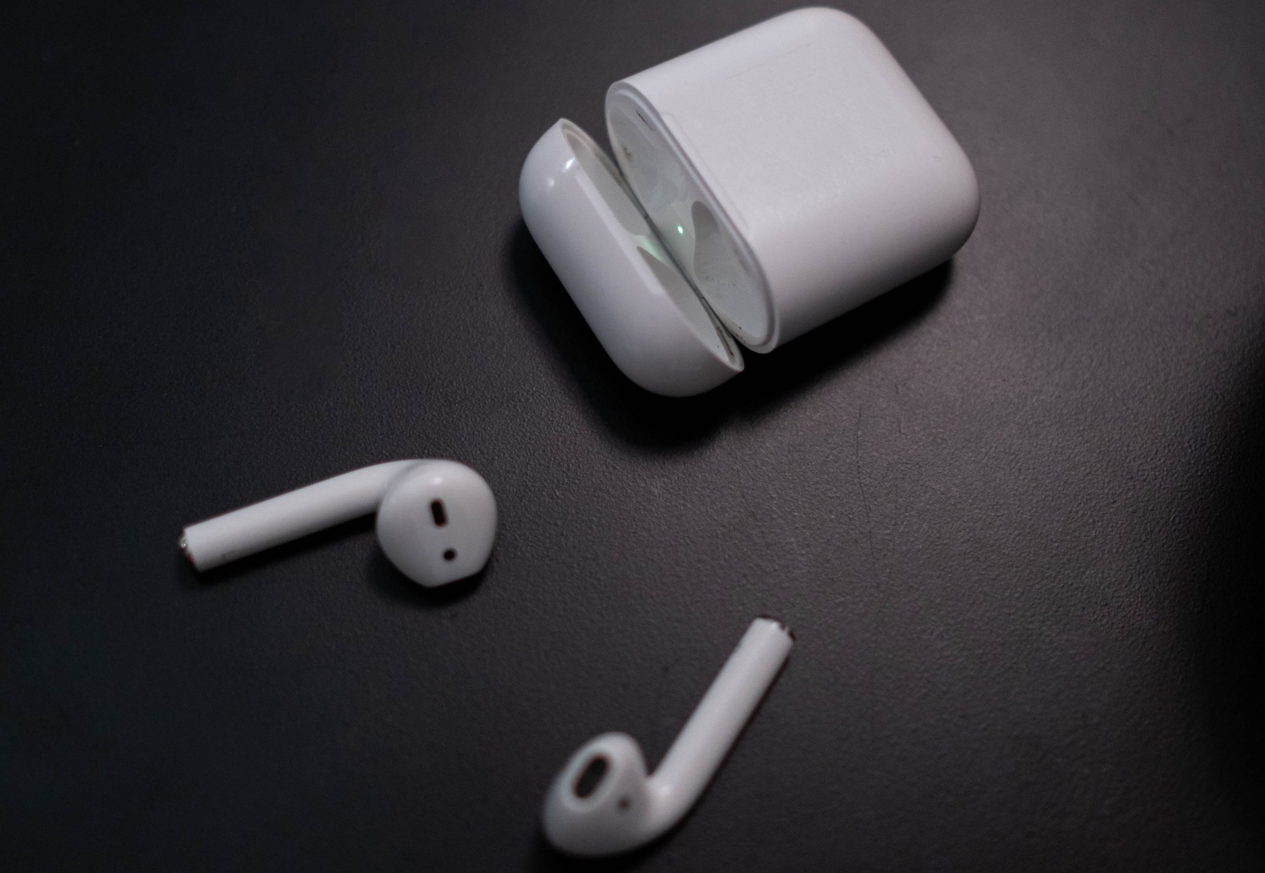 How to Find AirPods When Dead or Offline