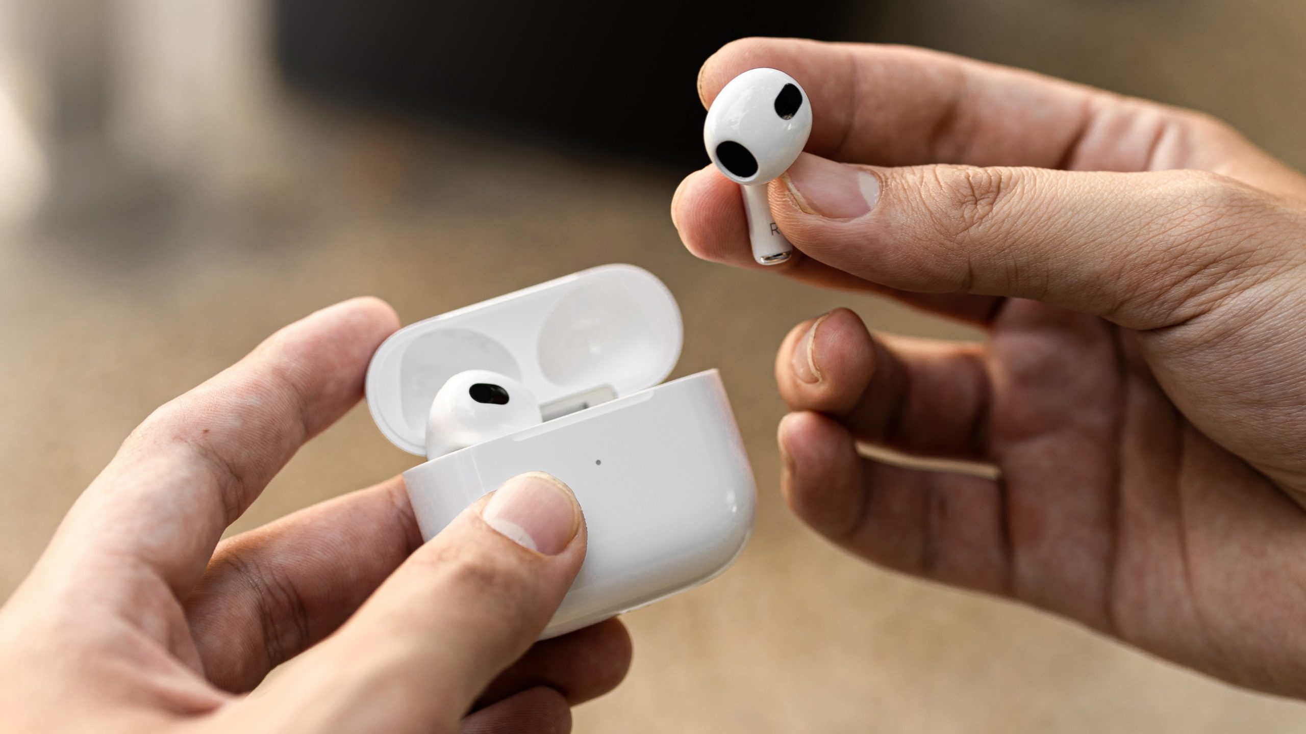 How to change airpods ownership